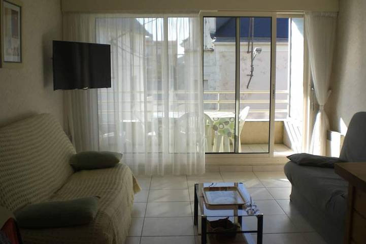 Apartamento entero, Apartamento bien situado, con vistas al mar terraza. 50 m. 2-4 pers in Les Sables-d'Olonne, Vandea