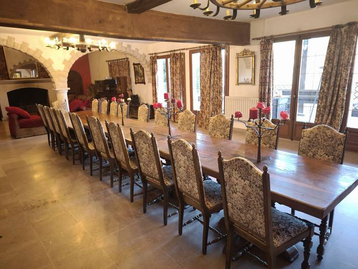 Gîte pour 26 personnes, avec piscine ainsi que jardin et terrasse à Bellefontaine (Jura) - 3