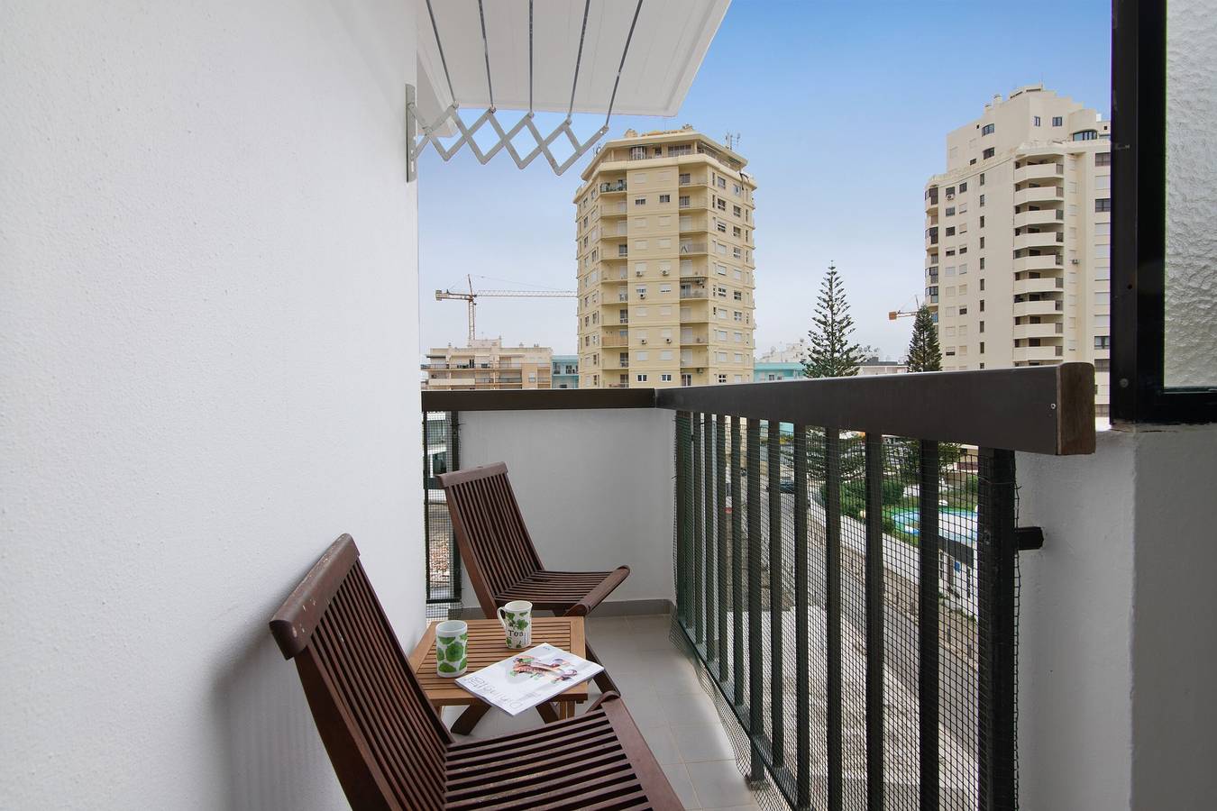 Ganze Wohnung, Ferienwohnung 'Cozy Beach' mit Meerblick, Balkon und Wi-Fi in Armação de Pêra (costa), Armação de Pera