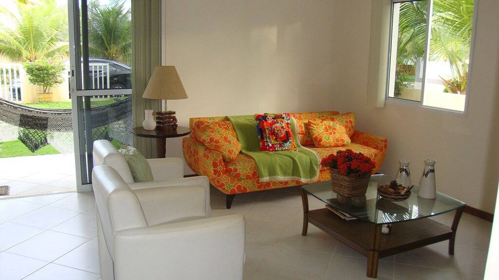 Haus 200 Meter von Guarajuba Strand und 8 km von Praia do Forte in Camaçari, Linha Verde