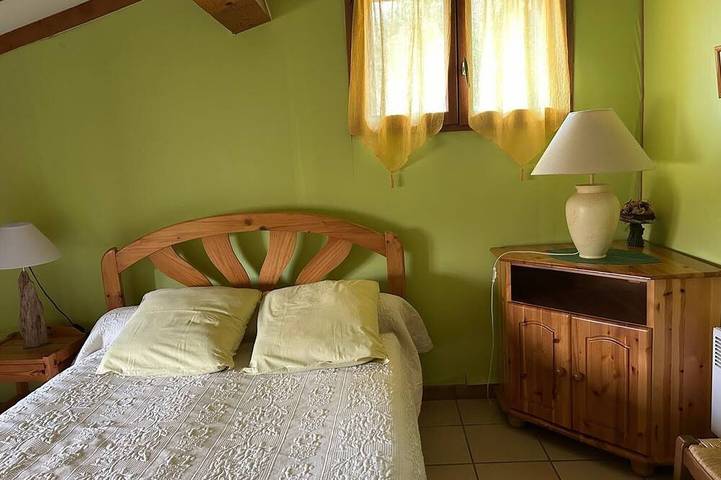 Location de vacances pour 5 personnes, avec jardin à Quintillan - 4