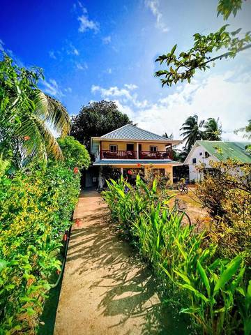 Maison d’hôte pour 2 personnes, avec balcon ainsi que vue et jardin dans La Digue
