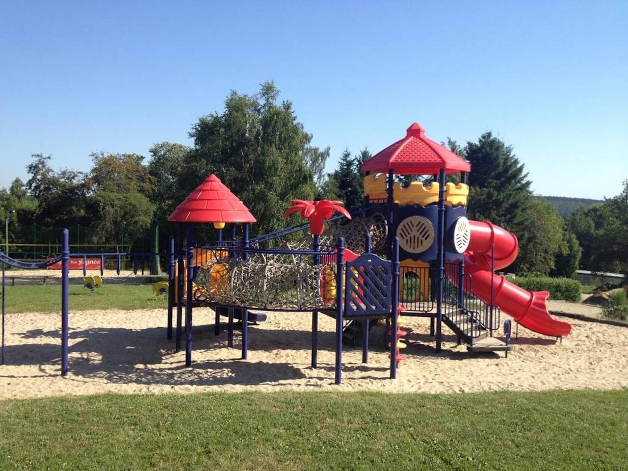 Glamping Lodge dans les Ardennes in Viroinval, Parc Naturel Viroin Hermeton