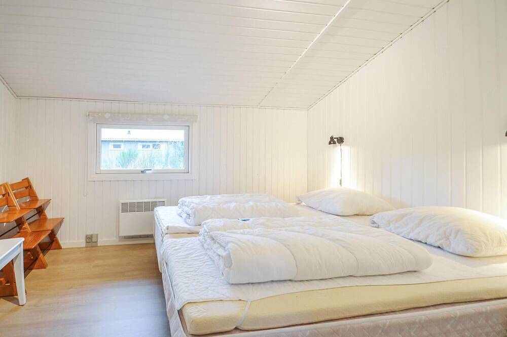 Nice home in Fjerritslev with sauna in Thorup Strand, Jammerbugt