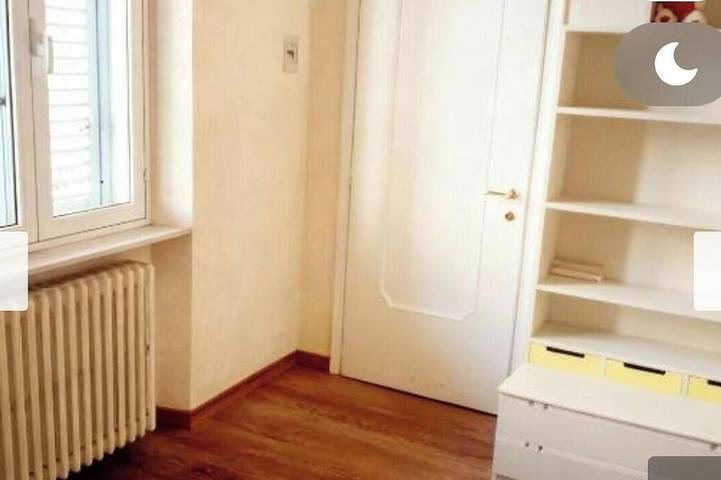 Single room in shared apartment. Immersed 400 meters from the center at two. in Plaisance (Italie), Province de Plaisance
