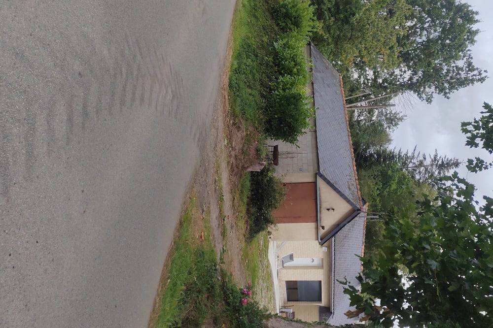 Ty case péi in Saint-Aignan (Morbihan), Pontivy region