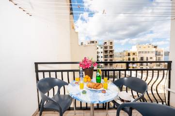 Vakantiewoning voor 4 Personen in St. Paul's Bay, Malta, Afbeelding 1