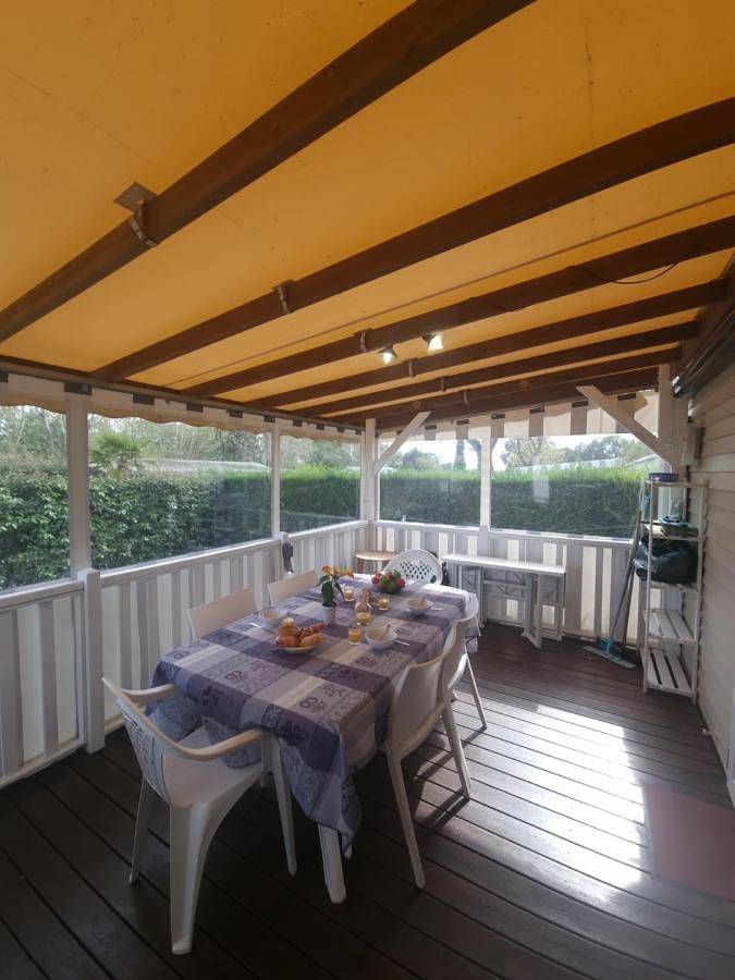 Charmant mobil-home, piscine, wifi, climatisé in La Bernerie-en-Retz, Côte de Jade