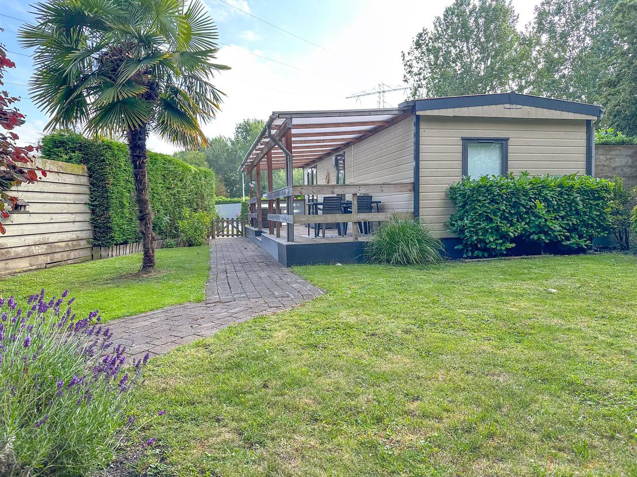 Gemütliches Chalet mit großer Garten und Veranda in Niederländische Nordsee