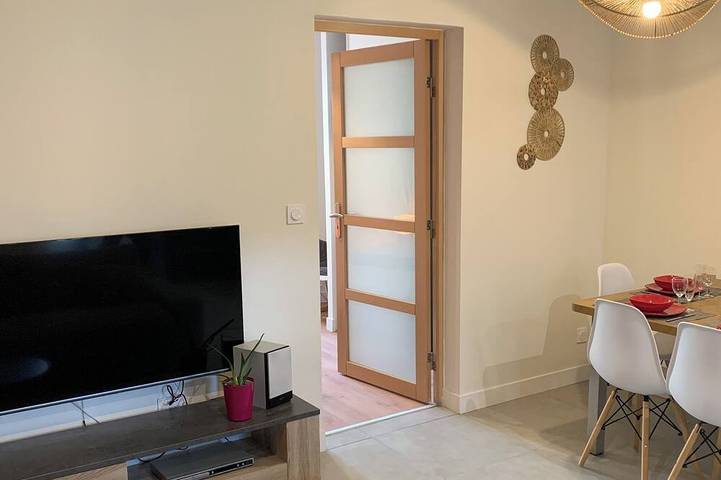 Gîte pour 4 personnes, avec terrasse et jardin dans Arthès - 4