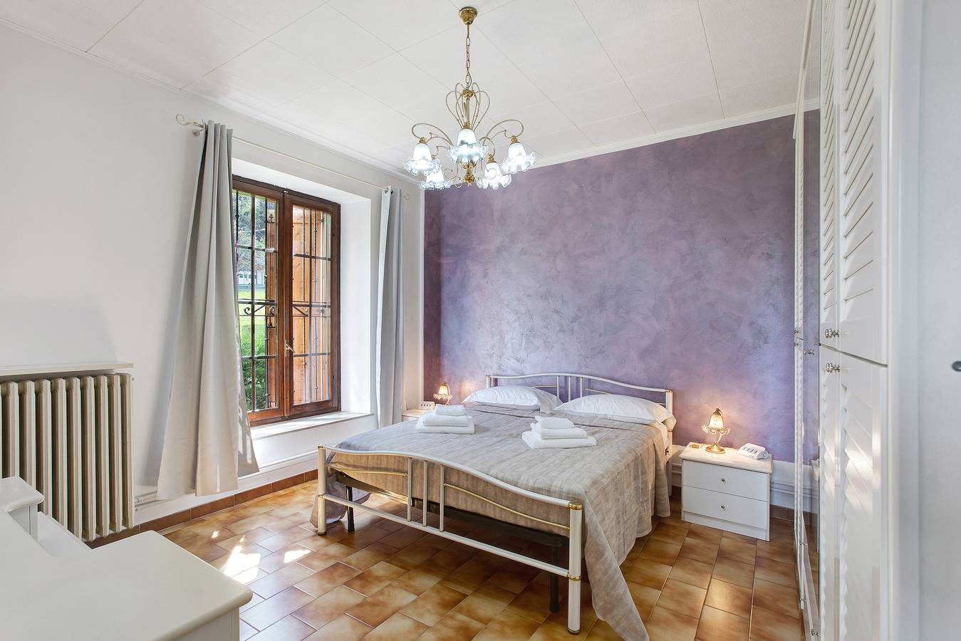 Appartement entier, Appartement de vacances 'Casa Tua' pour animaux domestiques avec vue sur montagne in Runaz, Comune di Avise