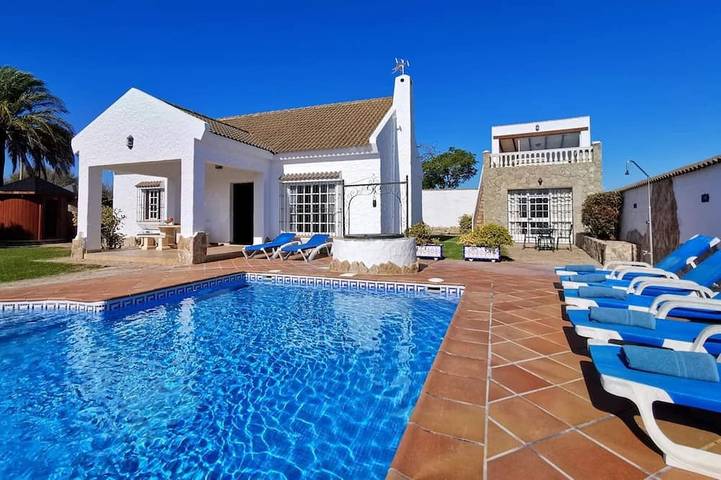 Villa per 12 persone, con giardino e idromassaggio nonché sauna - 1