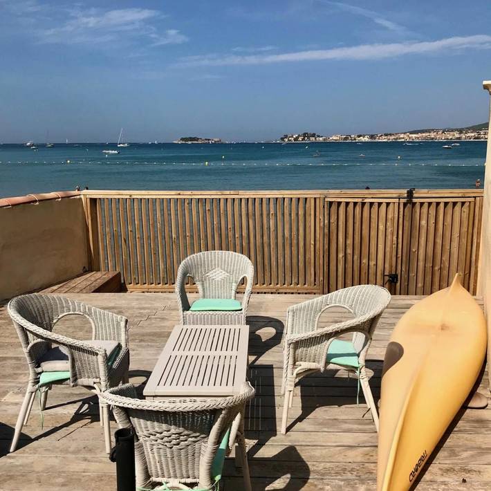 Location de vacances pour 4 personnes, avec piscine ainsi que vue et jardin, animaux acceptés dans Plage de La Gorguette - 3