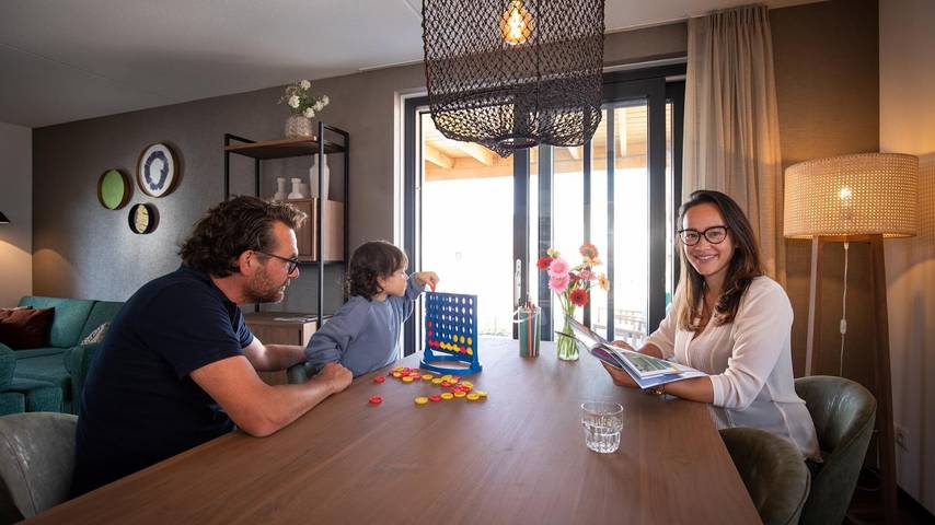 Villa pour 6 personnes, avec terrasse et jardin ainsi que bassin pour enfant et piscine, animaux acceptés aux Pays-Bas