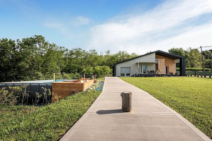 Ferienhaus für 11 Personen, mit Pool