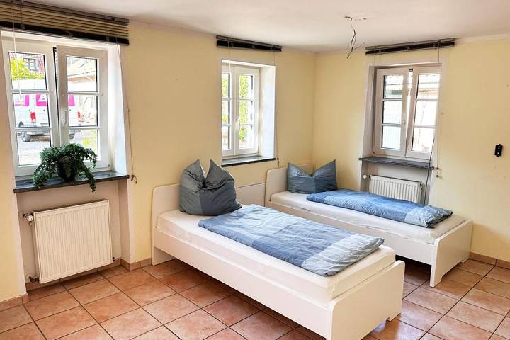 Gîte pour 10 personnes, avec jardin à Cologne - 3