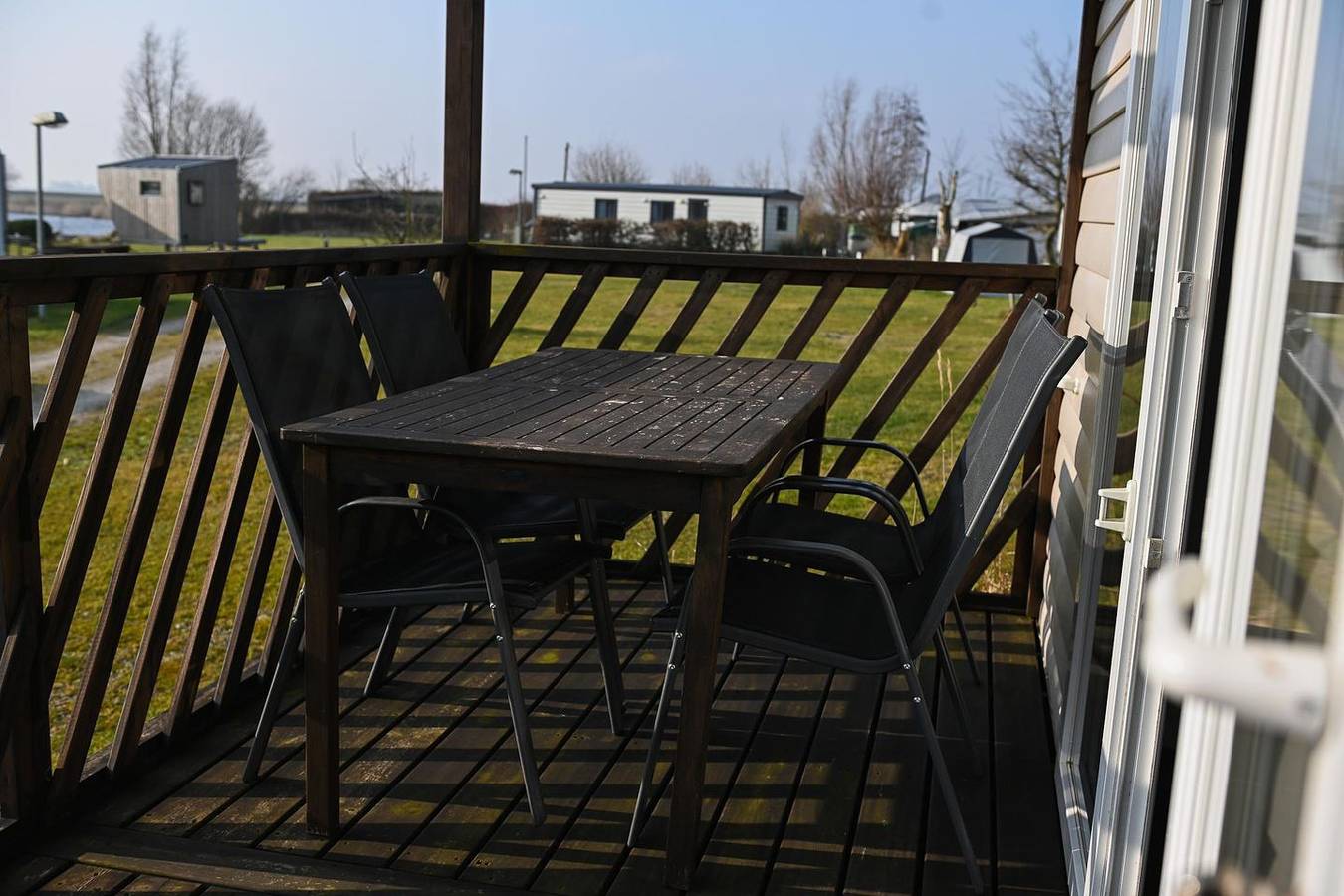 Mini-Ferienhaus Eiderlodge 3 – Dein naturnaher Rückzugsort an der Eider in Süderstapel, Eider-Treene-Sorge