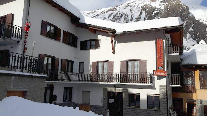 Chambre d’hôte pour 2 personnes, avec vue ainsi que jardin et balcon à La Thuile - 2