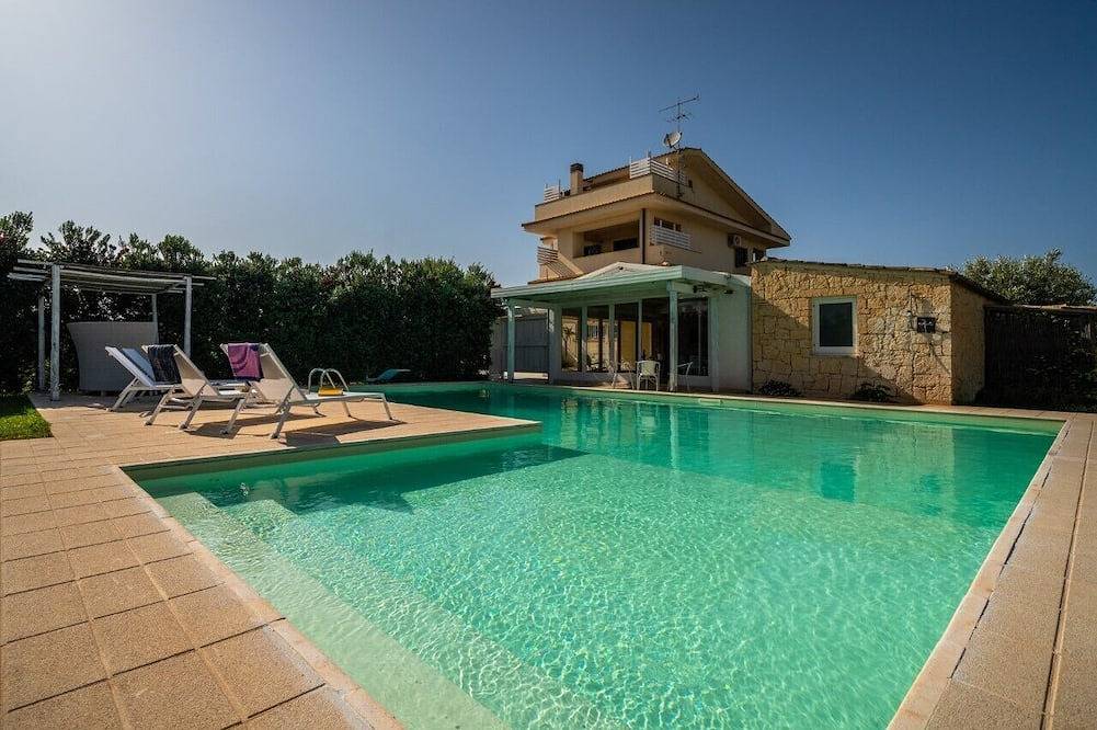 Villa per 6 Persone in Arenella, Siracusa e dintorni
