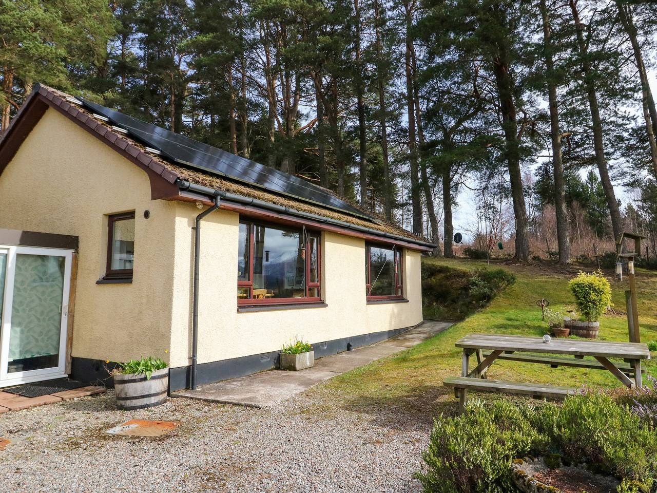 Bungalow for 4 People in Highlands, Scotland