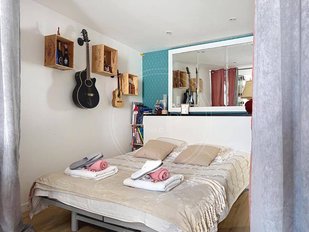 Appartement entier, Sunny La Ciotat 1 ch 2 lits duplex climatisé 100m mer et port in La Ciotat, Région de Marseille