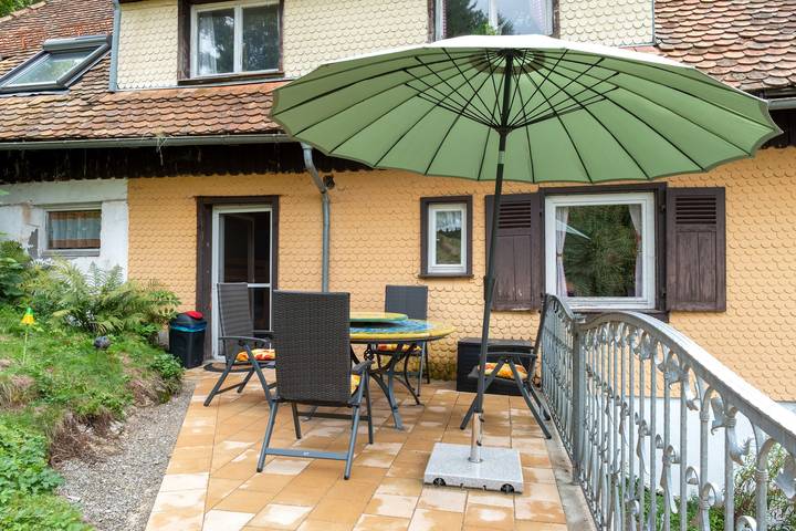Ferienwohnung für 5 Personen, mit Garten