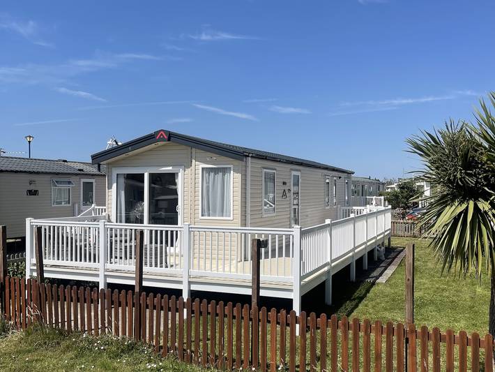 Caravan for 8 people in Somerset