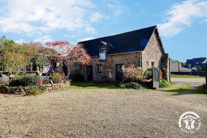 Gîte pour 5 personnes, avec Terrasse et Jardin à Plérin - 2