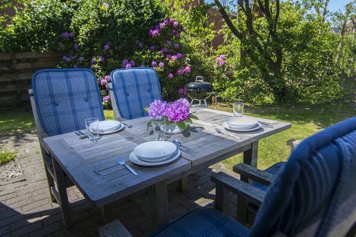Ferienhaus für 4 Personen, mit Terrasse und Garten sowie Sauna auf Langeoog