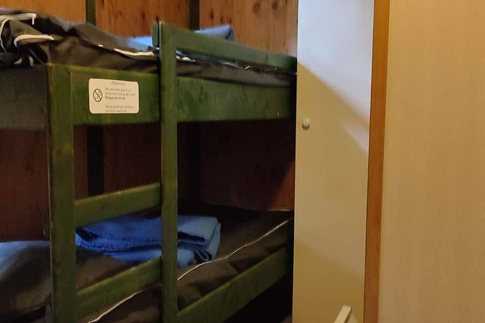 Chalet with terrace - 6 guests in La Tour-d'Auvergne, Volcans d'Auvergne Regional Nature Park