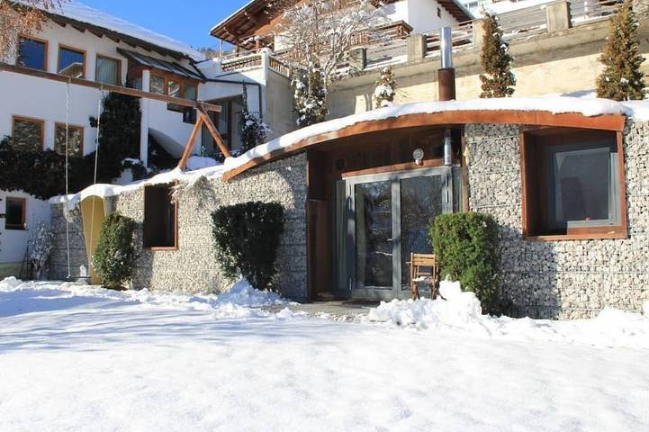 Entire apartment, Gurgltal Refugia - Apartment/Fewo in Lechtal Alps, Tarrenz
