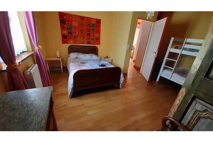 Location de vacances pour 8 personnes, avec jardin et terrasse à Saint-Félix-de-Reillac-et-Mortemart - 4