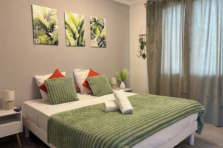 Apartamento entero, Luminoso apartamento 75 m² - 3 dormitorios - amplio balcón / totalmente equipado in Vittel, Neufchâteau