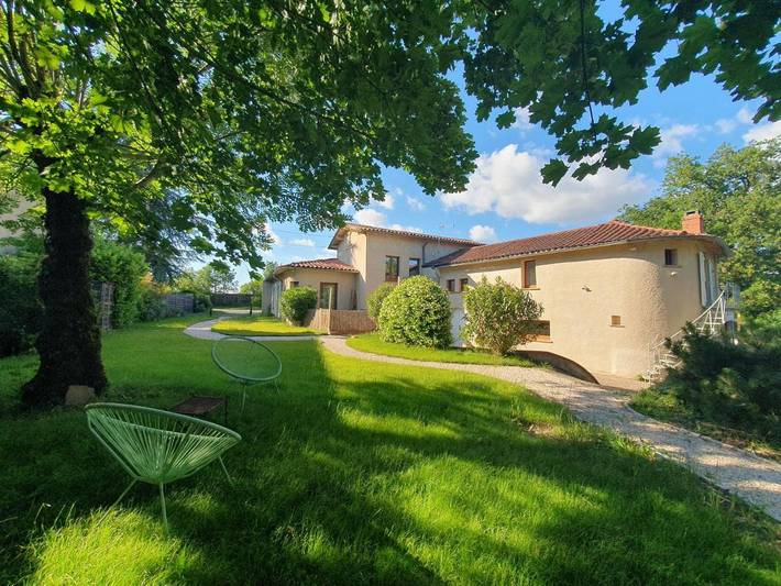 Gîte pour 4 personnes, avec piscine ainsi que vue et jardin à Labastide-de-Lévis - 2