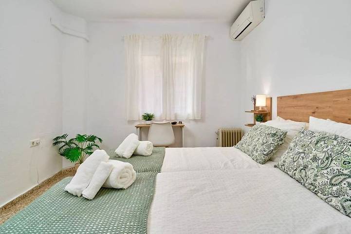 Appartement entier, Nerja Beachfront Apartment Sea Views and Balcony in Torrijos, Province de Tolède