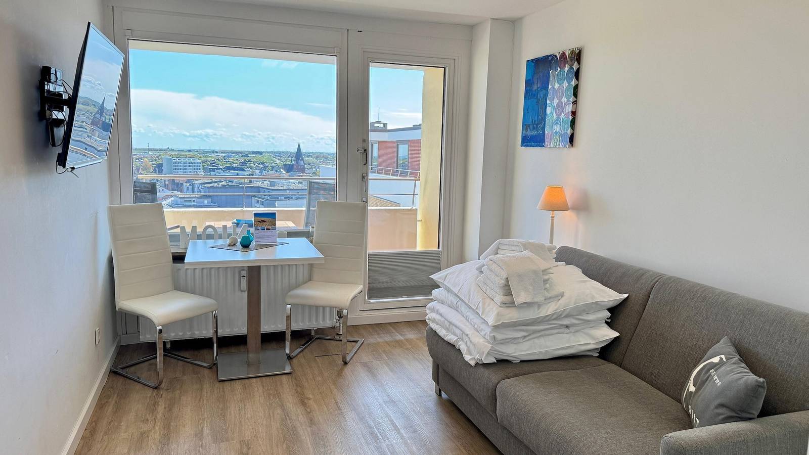 Ganze Ferienwohnung, 1-194,  traumhafter Blick über Westerland im Haus Metropol, 8. Etage in Westerland, Sylt (Gemeinde)