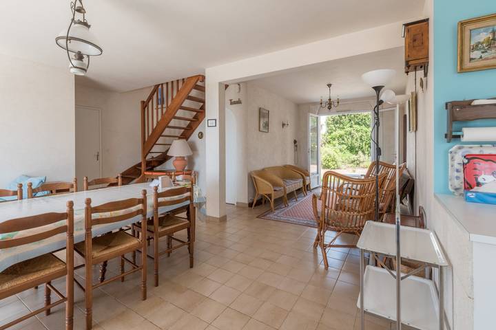 Location de vacances pour 10 personnes, avec jardin et terrasse dans Plage Du Port Meleu Prefailles - 4