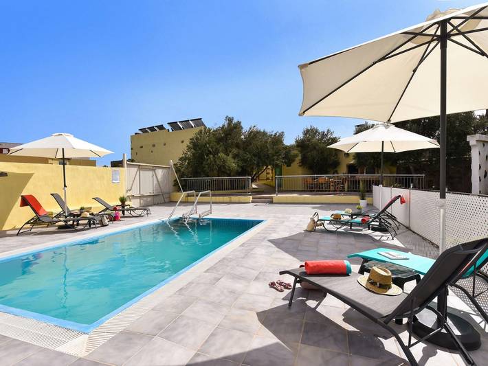 Chalet para 4 personas, con piscina y jardín en Ingenio