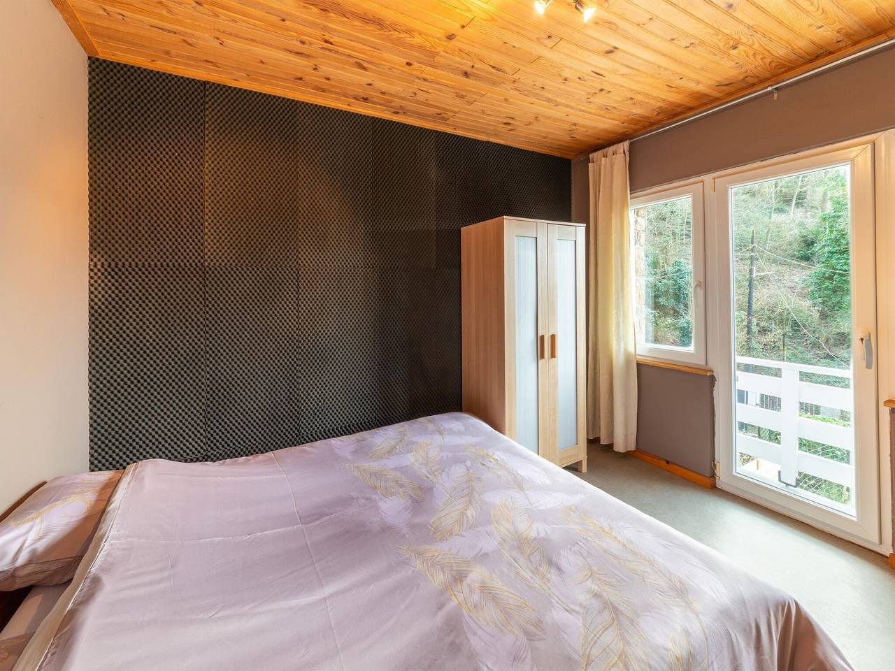 Magnifique maison de vacances avec jacuzzi in Tilff, Esneux