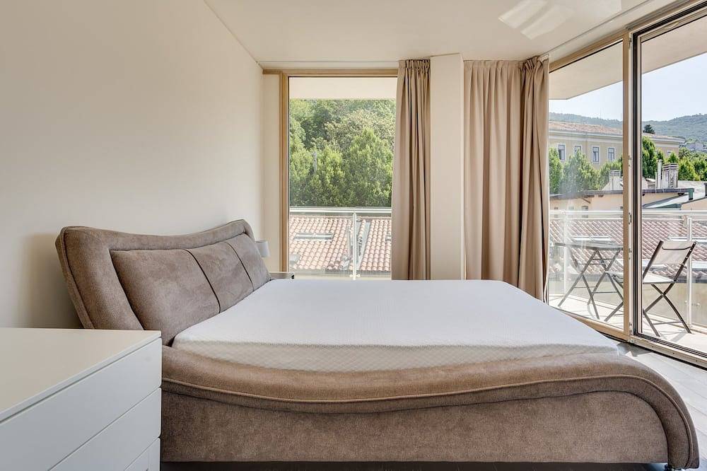 Ganze Wohnung, Apartment 5 stars Barcola - 50 meters from the sea in Triest, Karst