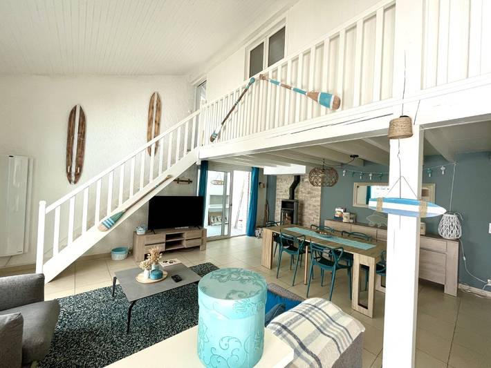 Location de vacances pour 10 personnes, avec terrasse et jardin à Lacanau - 3