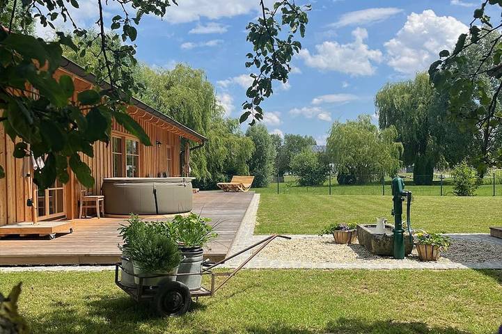 Ferienwohnung für 8 Personen, mit Balkon und Whirlpool in Bayerbach