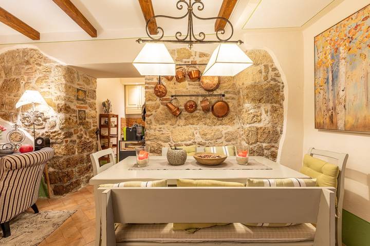 Hel lejlighed, Apartment 'La Terrazza, Cetona, Toscana' with Mountain View, Wi-Fi and Air Conditioning in Cetona, Siena Provinsen