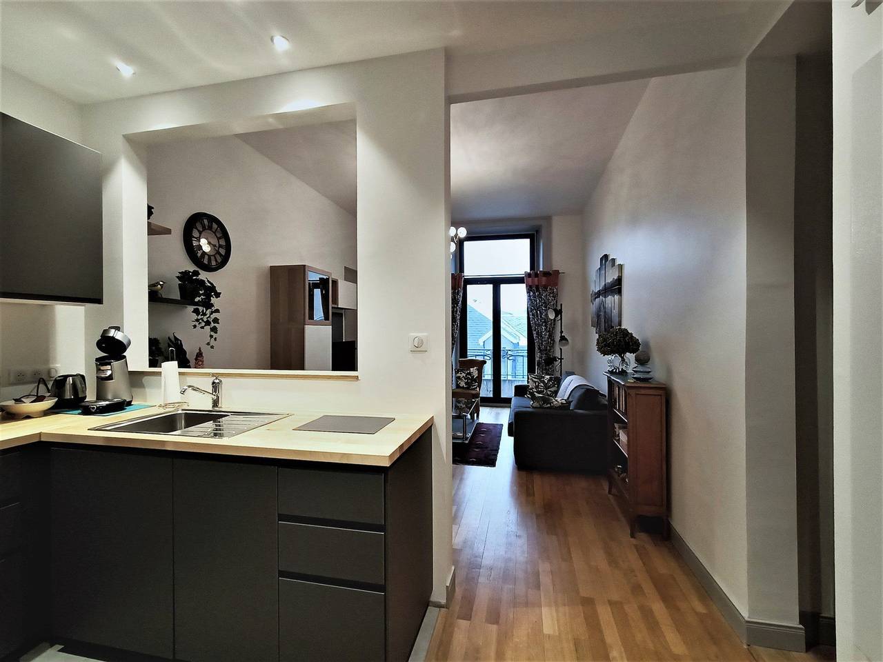 Appartement entier, Superbe T2 au cœur d'Aix-les-Bains avec Wifi in Aix-les-Bains, Région de Chambéry