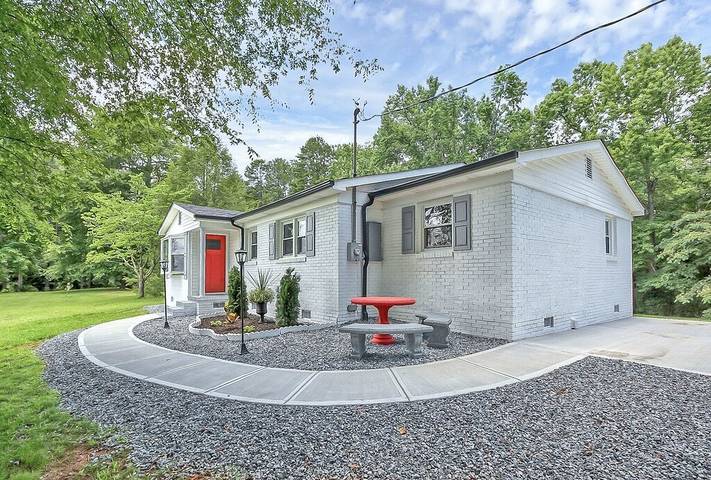 Barn for 6 people, with yard in 