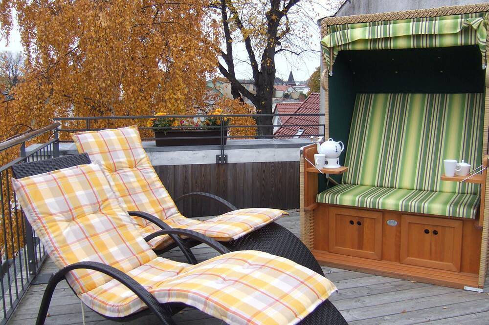 Ganze Wohnung, Komfortable 4- Sterne- Dachterrassenwohnung, ruhig und zentral in Rostock, Rostock und Umgebung