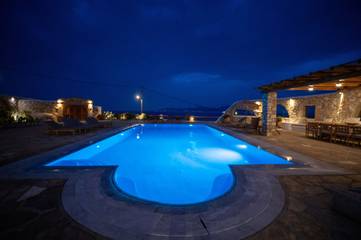 Villa pour 15 personnes, avec terrasse et piscine, animaux acceptés dans Mykonos