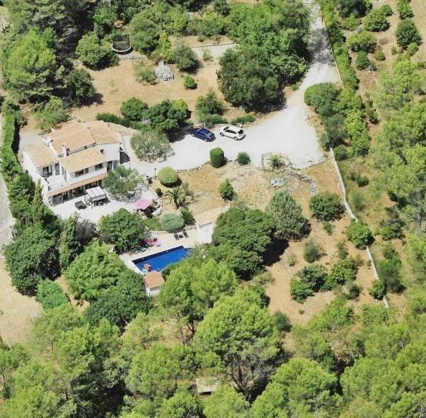 Chambre d’hôte pour 6 personnes, avec Jacuzzi et Terrasse ainsi que Jardin et Piscine à Draguignan - 2