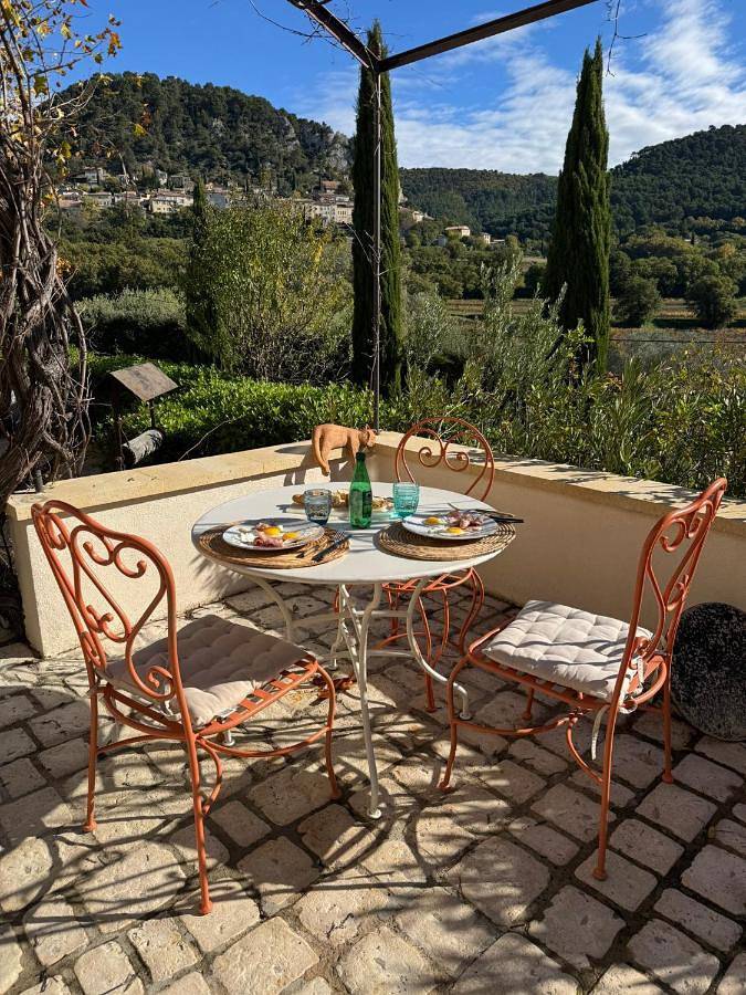 Chambre d’hôte pour 2 personnes, avec piscine et jardin