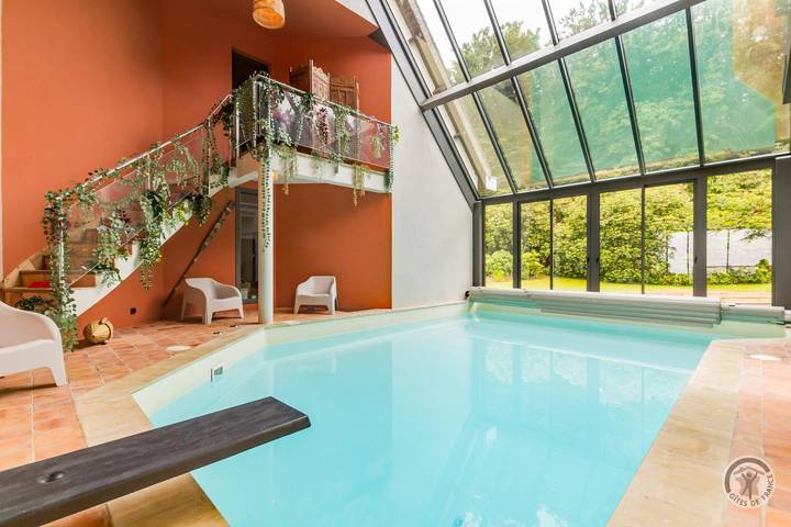 Gîte pour 4 personnes, avec jardin ainsi que piscine et terrasse à Cherbourg-en-Cotentin